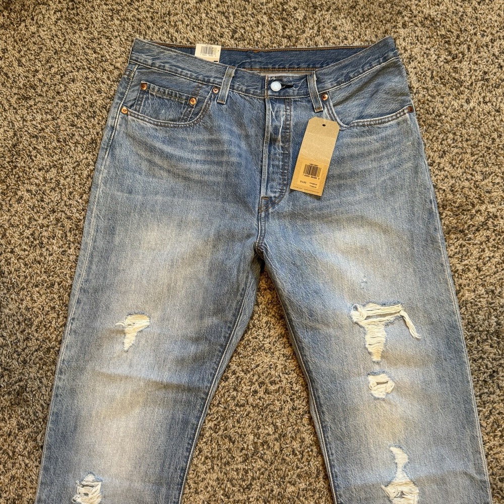 Levi's Womens 501 Original Fit Jeans 31x30 High Rise Ripped Non Stretch Straight - Picture 2 of 6
